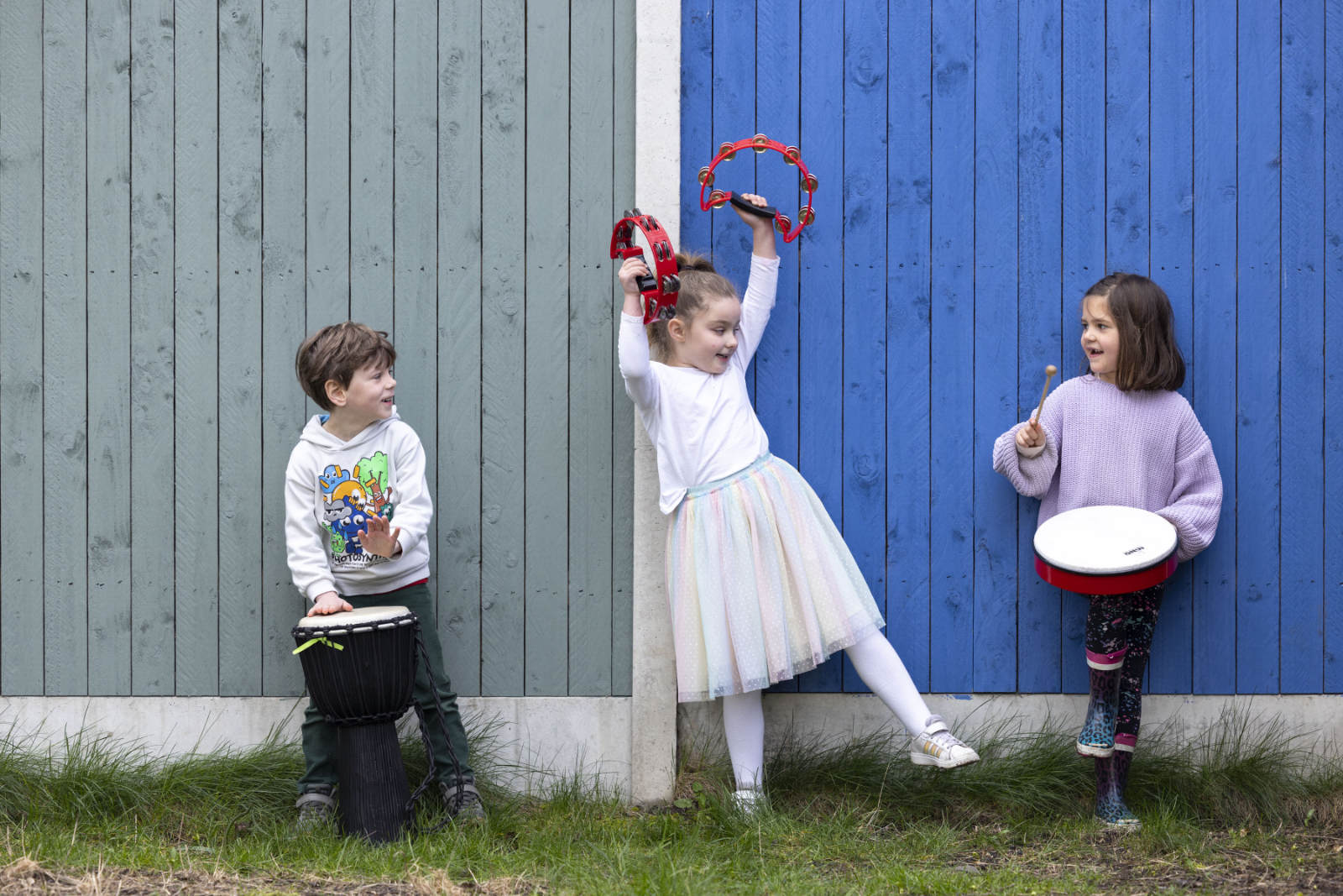 How Drumming Workshops Boost Confidence and Teamwork in Schools